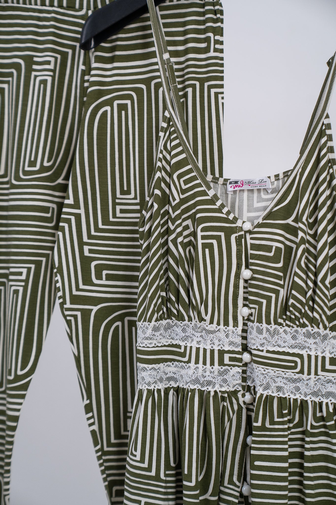 Pajama Stripped Cut 8108