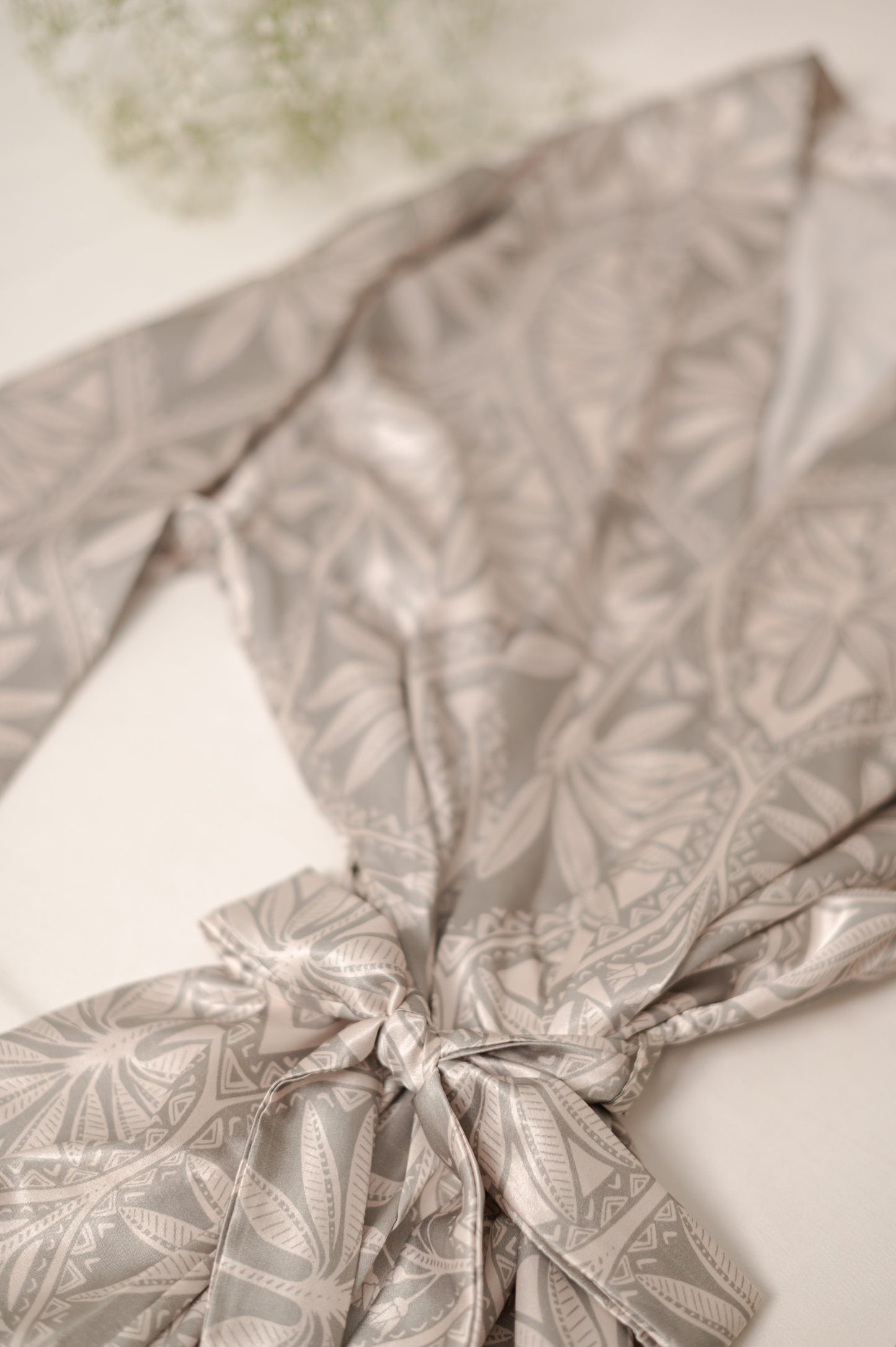 Short Satin Robe 7966