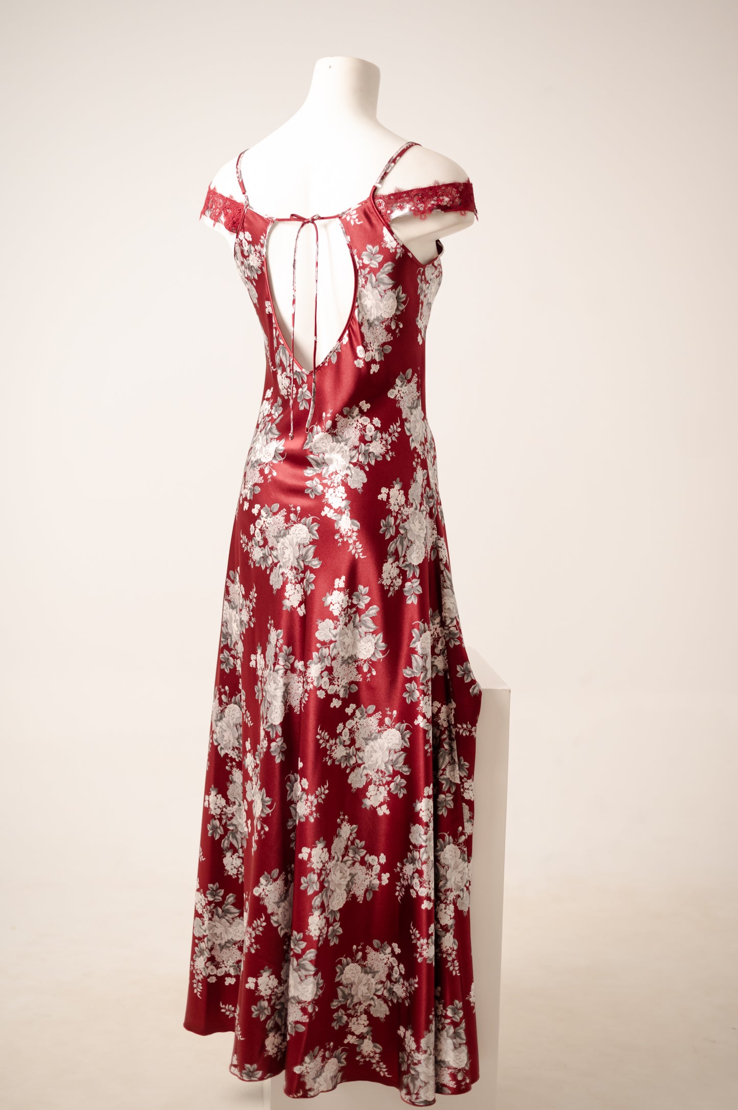 Long Lace Satin Dress 7877