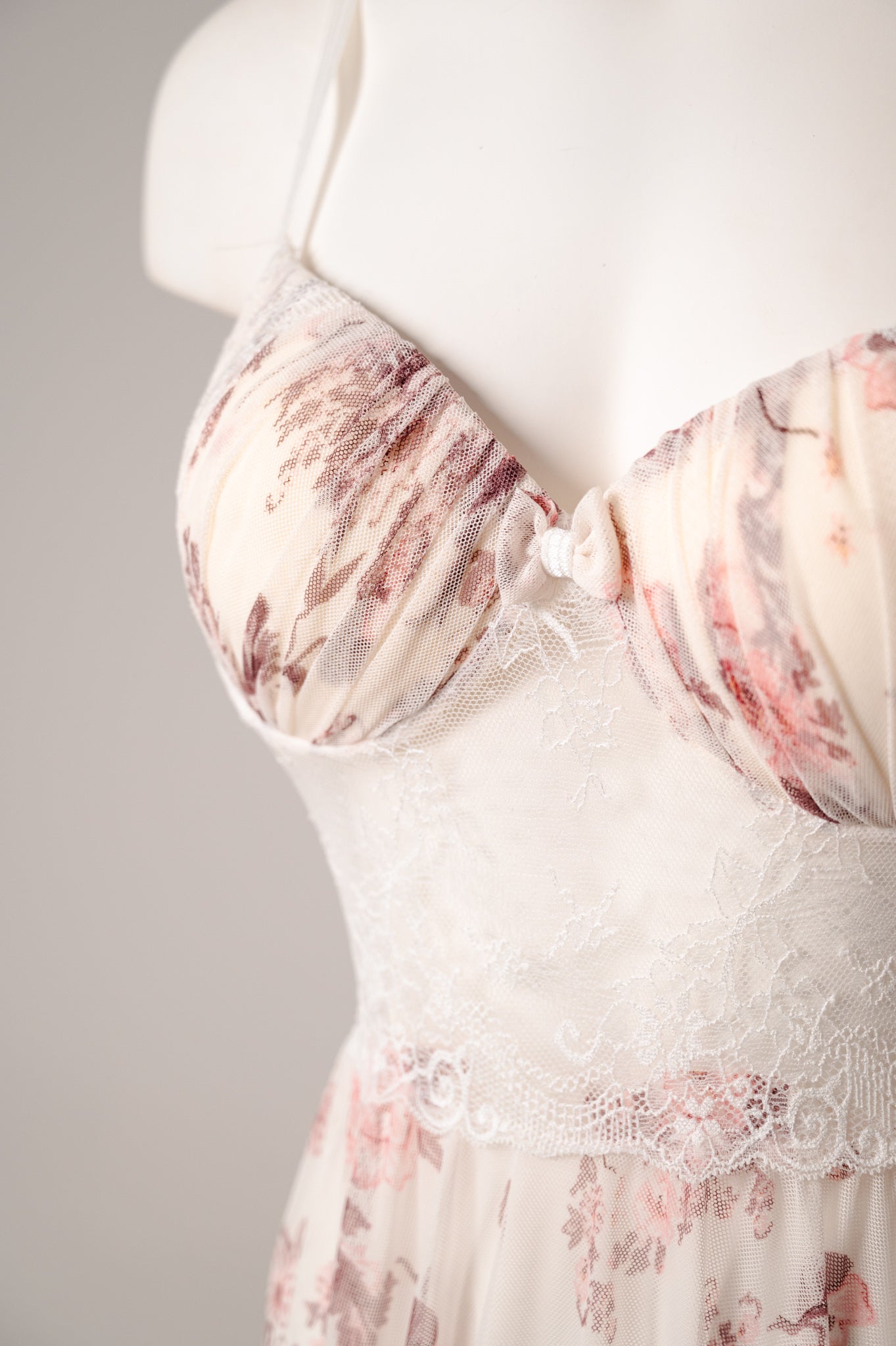 Dress Tulle Flower Cup 04446