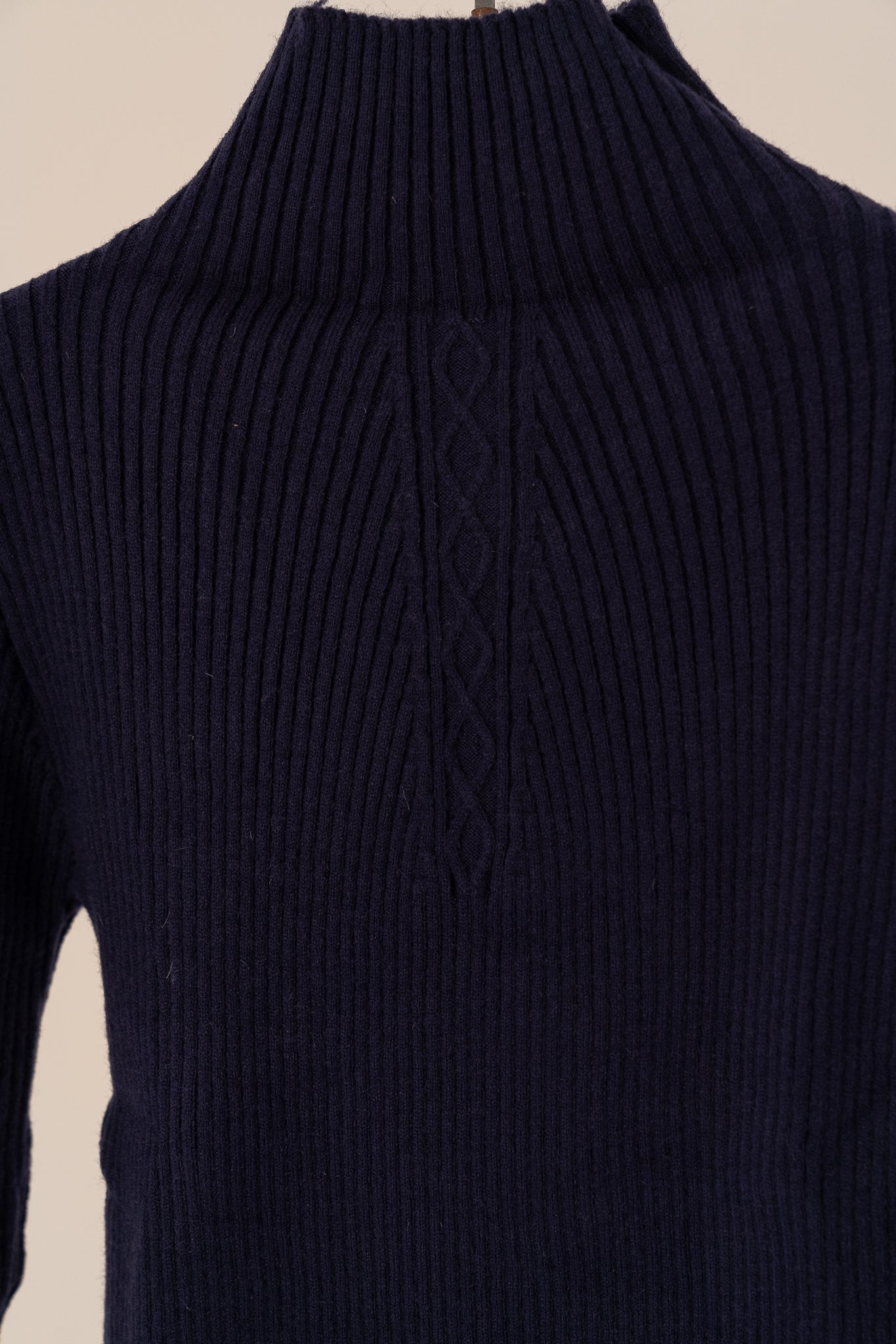 Tricot Sweater 101