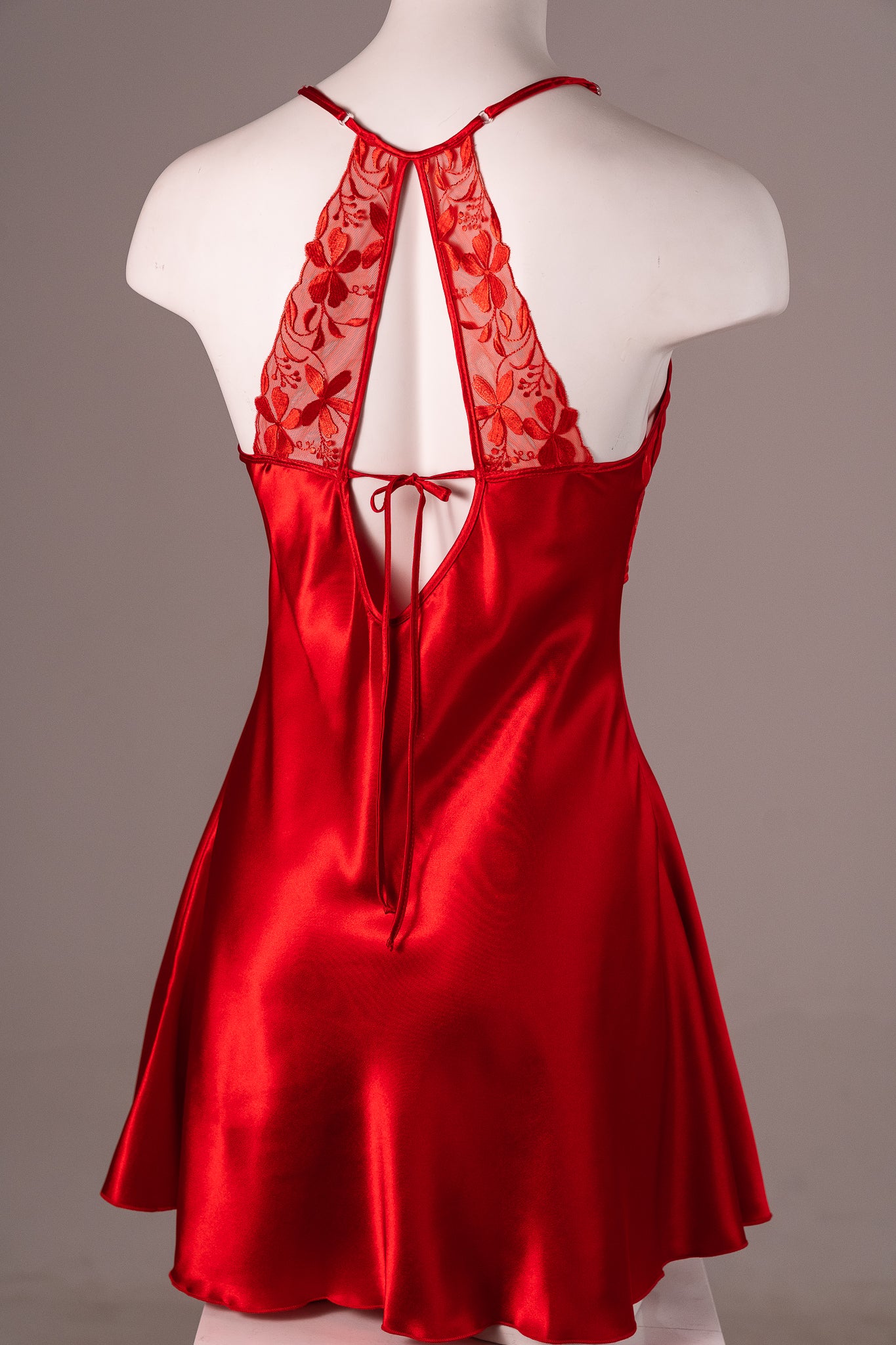 2711 StainDress
