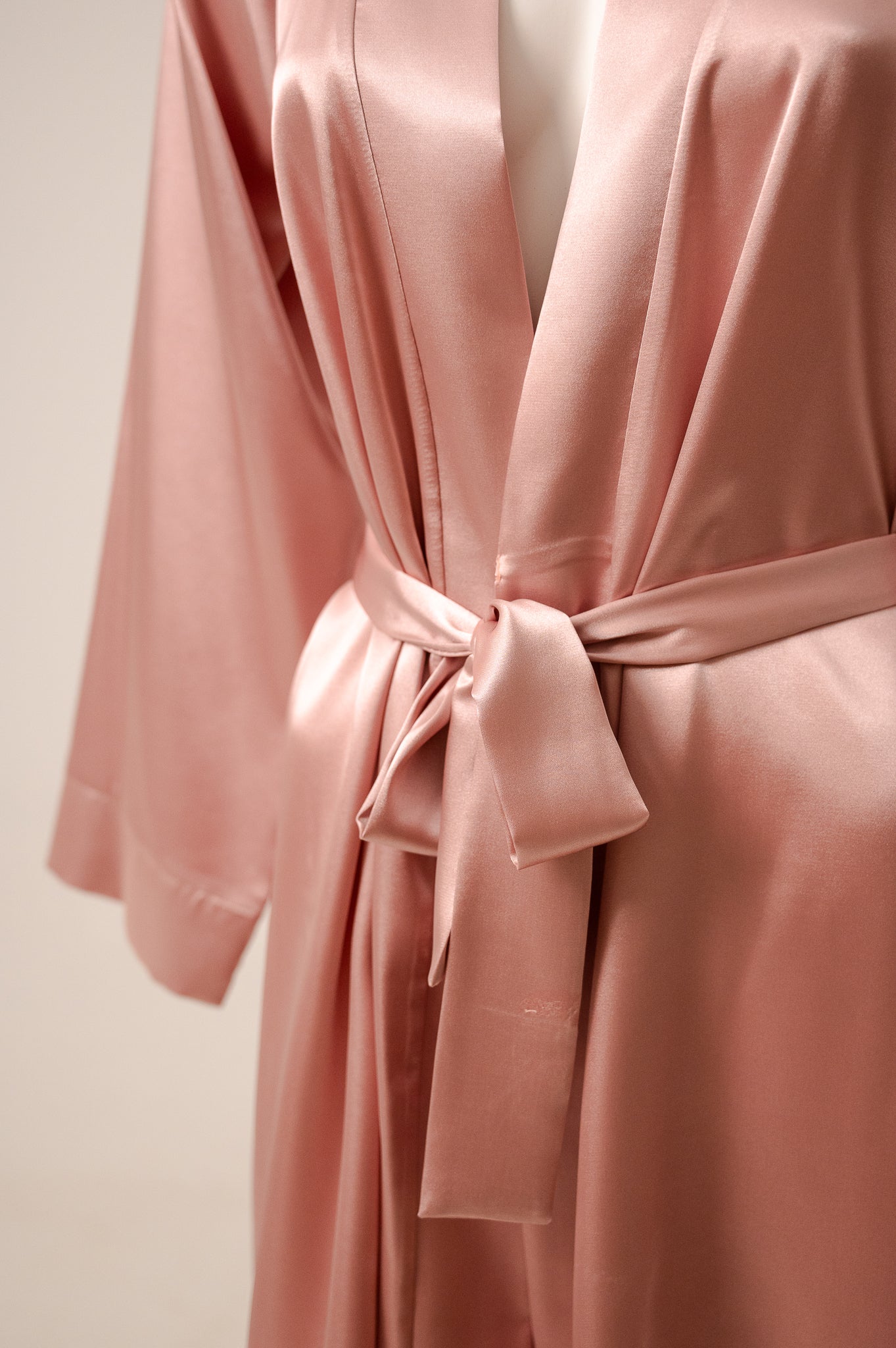 Robe Satin 631