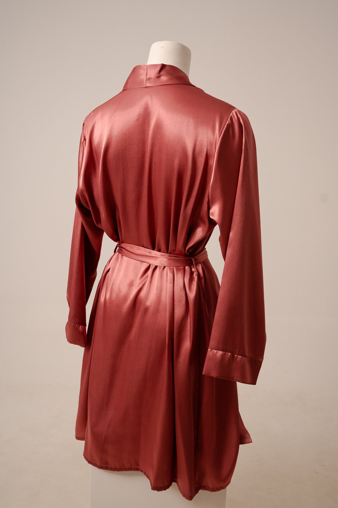Robe Satin 631