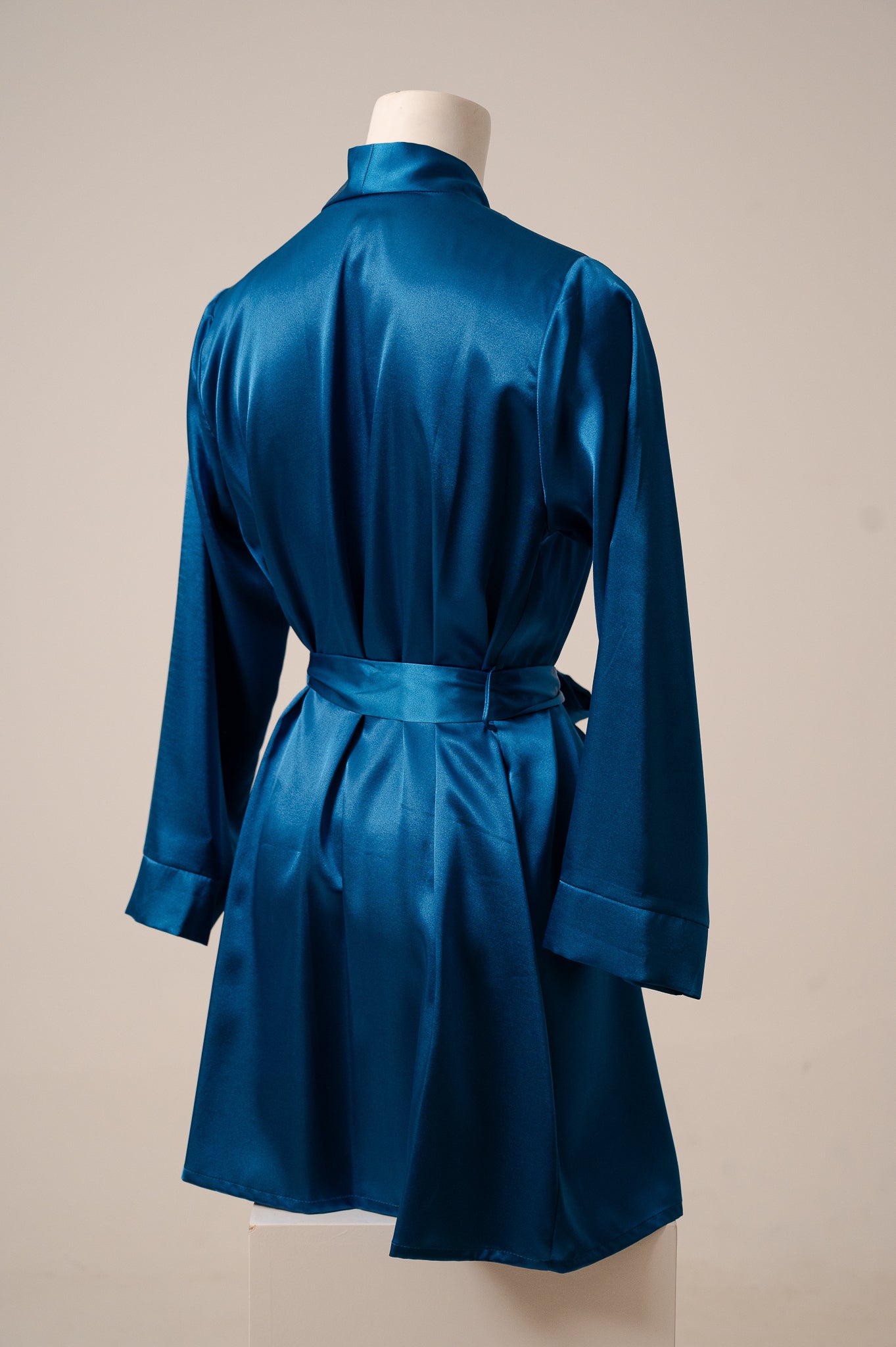 Robe Satin 631