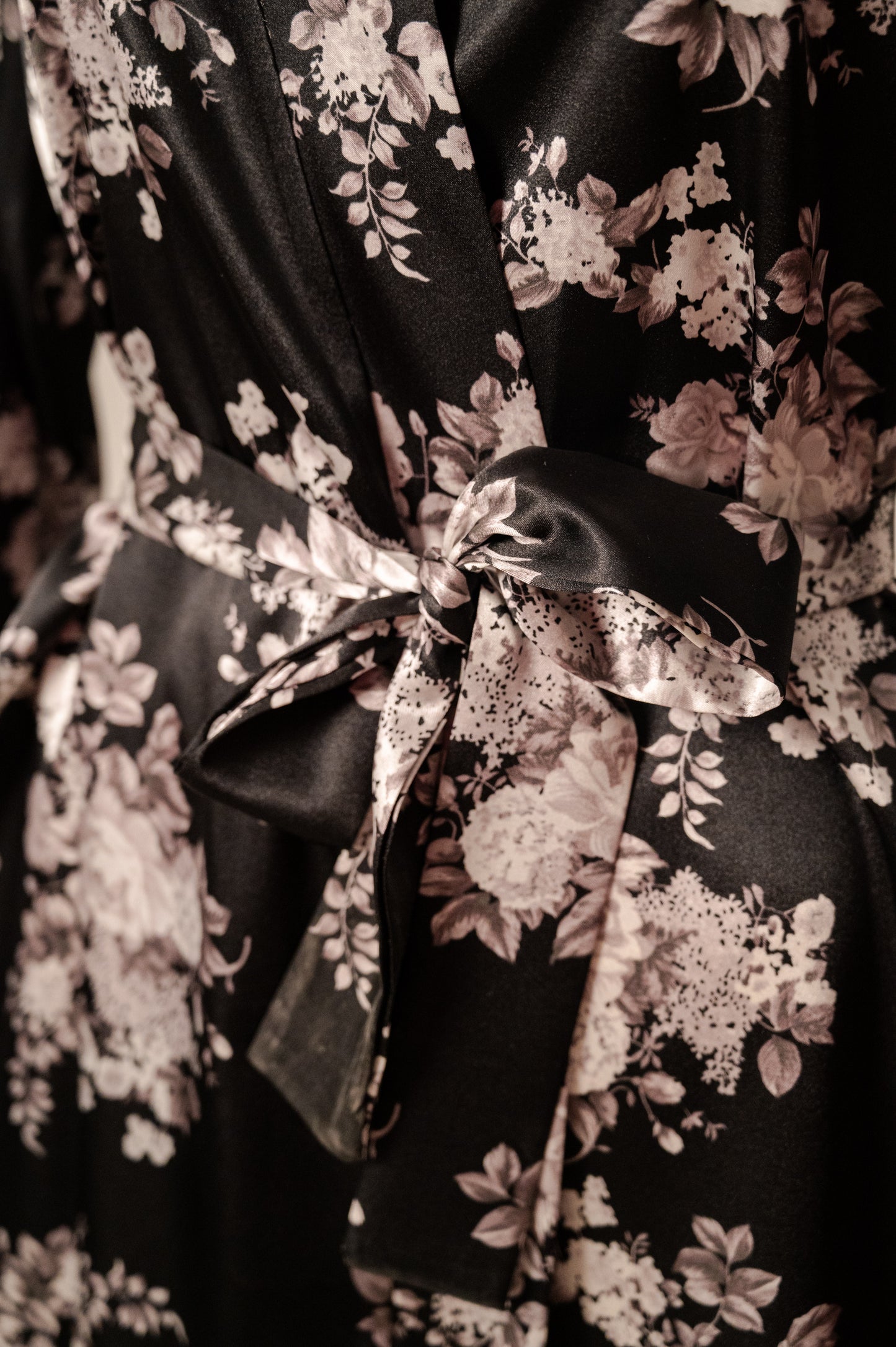 Short Satin Robe 7031
