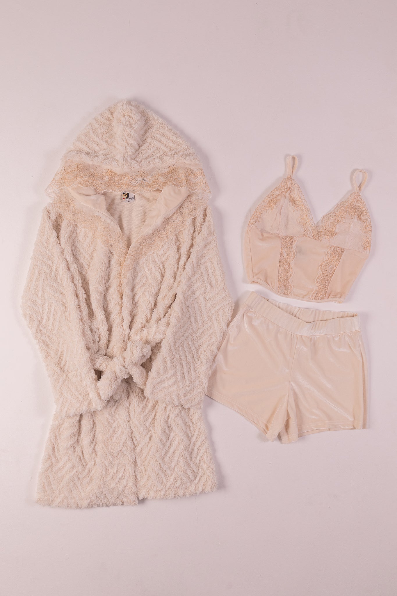 Short Velvet Pajama & Fleece Robe 357