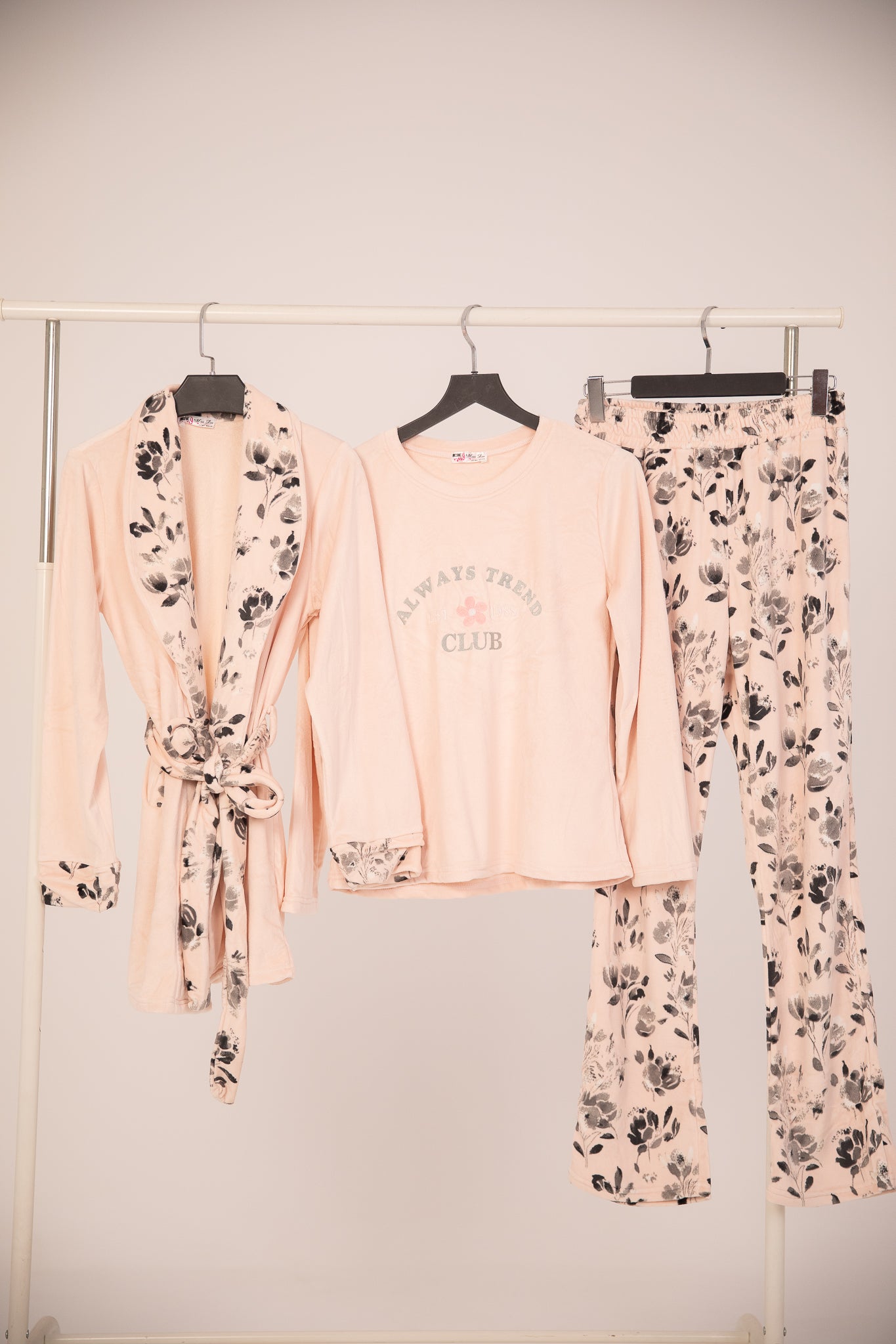 Pajama Velvet 3 PC 9020