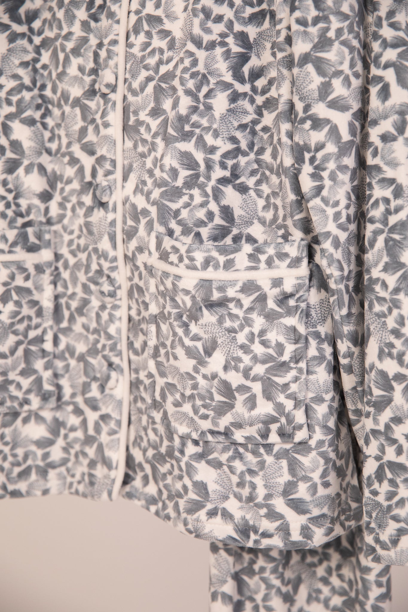 Pajama Velvet Buttons 9122