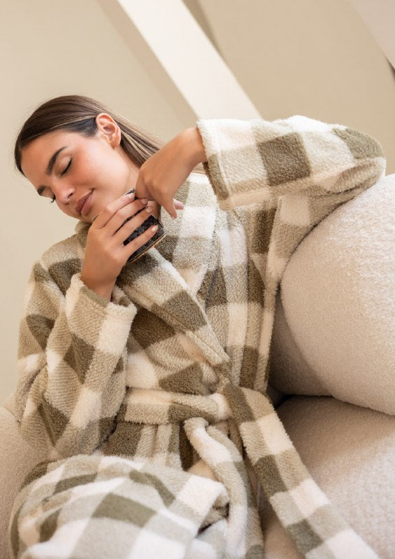 Short Fleece Robe 9180