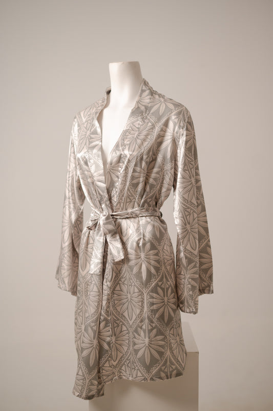 Short Satin Robe 7966
