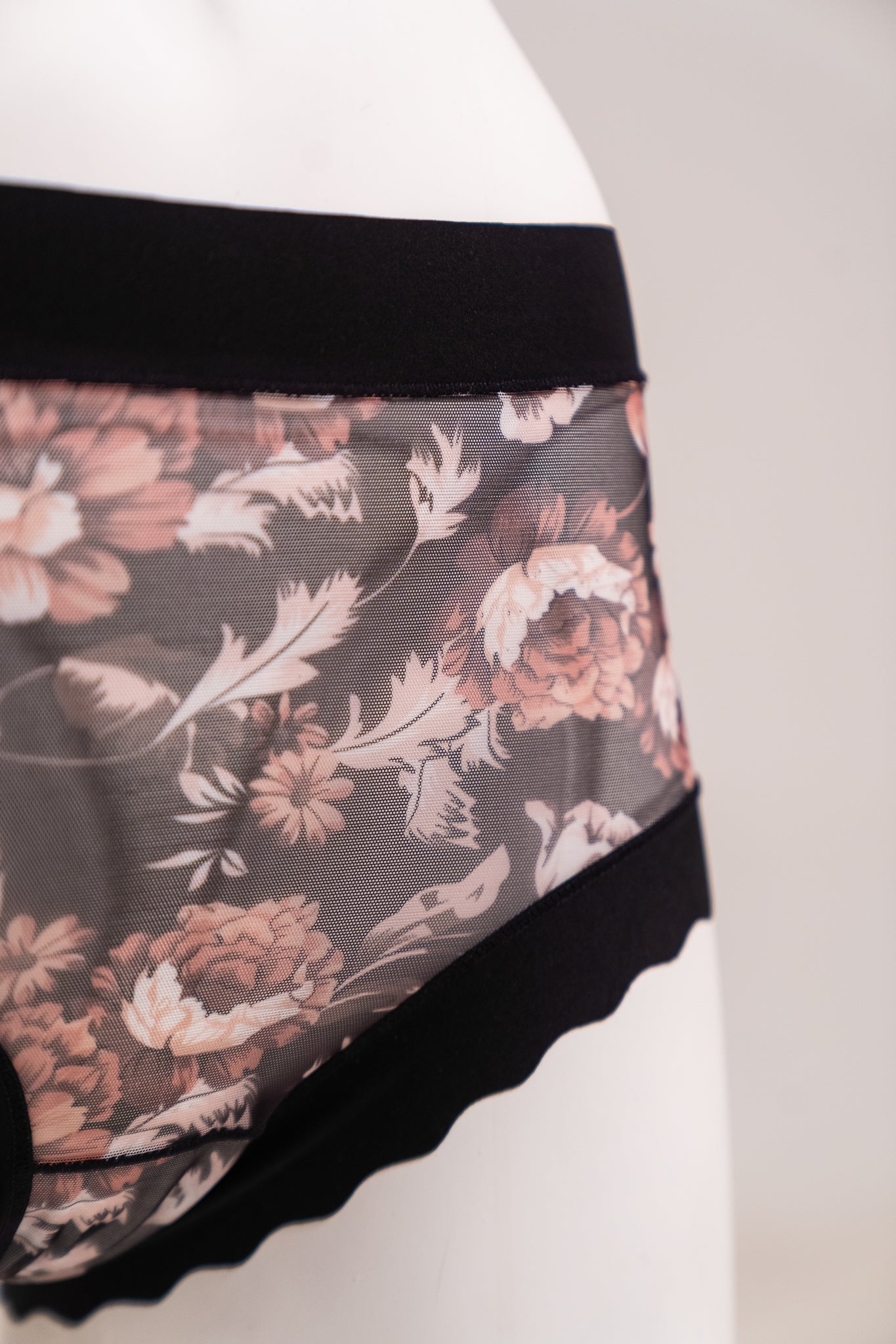 Assorted Full Briefs Flowers Pattern