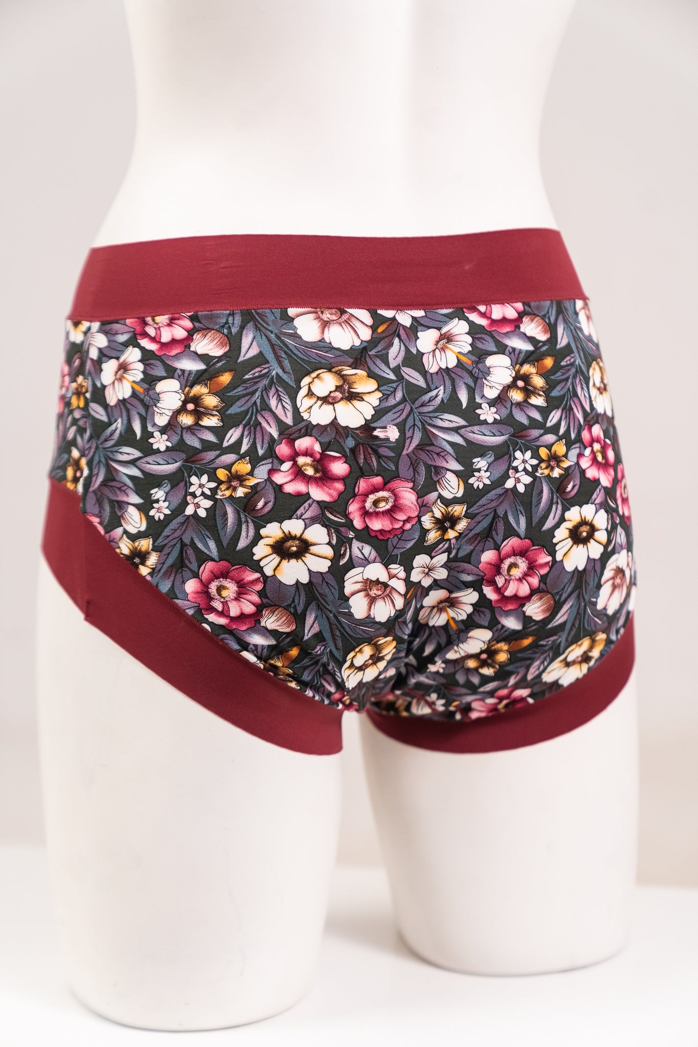 Assorted Full Briefs Flowers Pattern