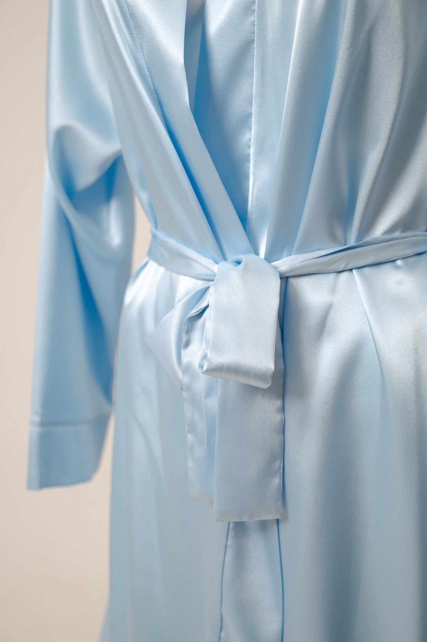 Robe Satin 631