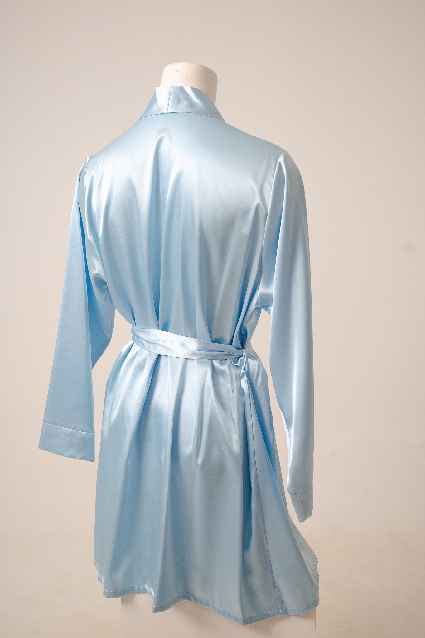 Robe Satin 631