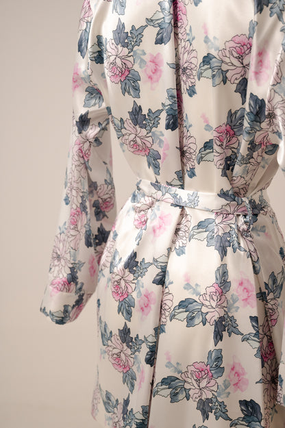 Short Satin Robe w7031