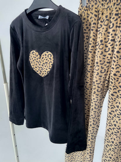 Tiger Velvet Pajama 106